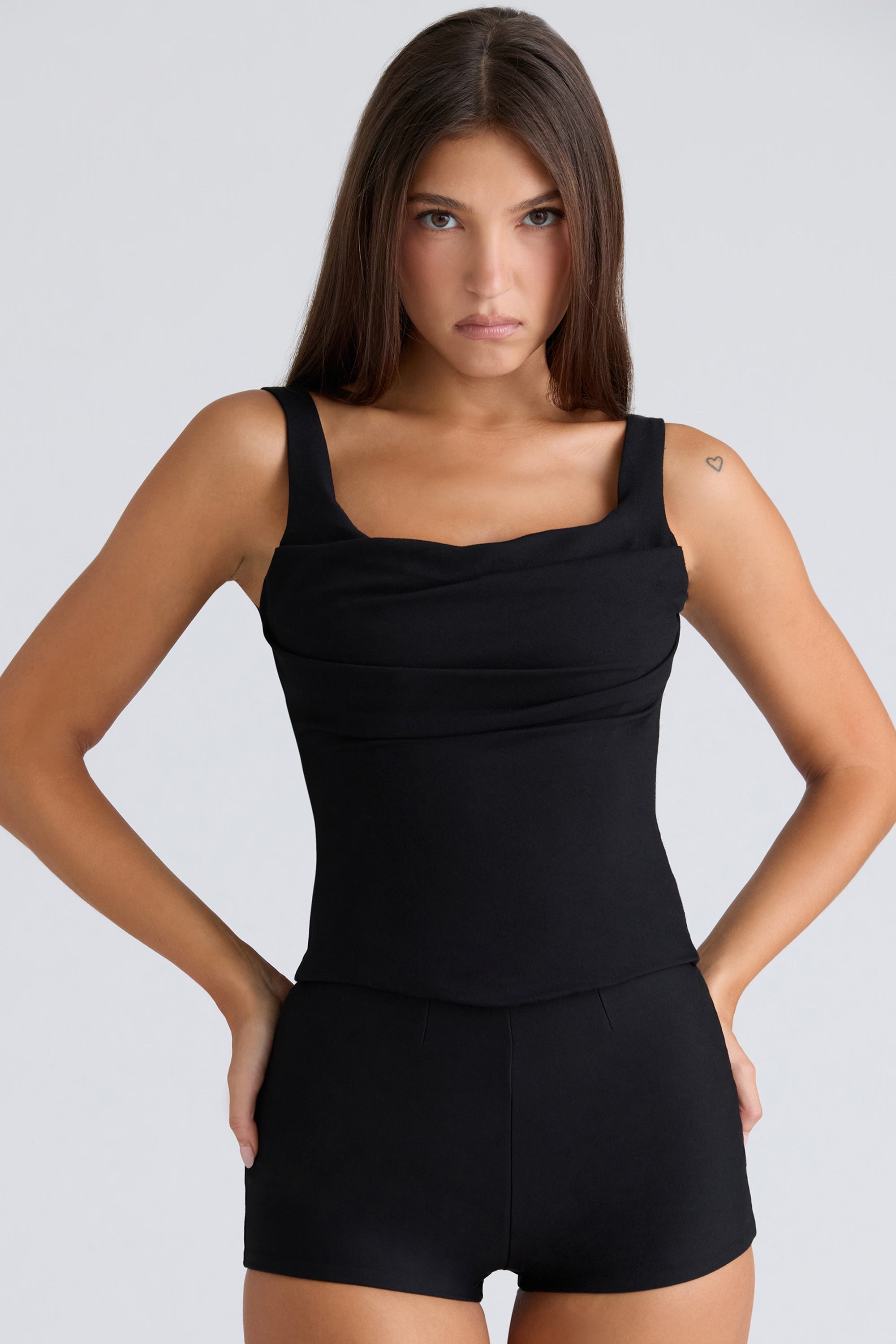 The Drape Neck